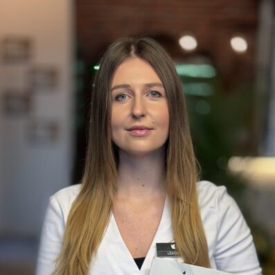 Lek. Julia Stępień